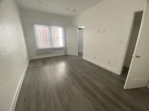 450 S. Cochran, LLC in Los Angeles, CA - Building Photo - Building Photo