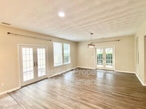 104 Sharpe Dr in Suffolk, VA - Building Photo - Building Photo