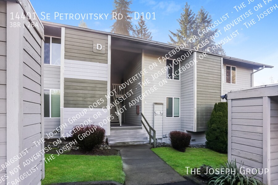 14401 SE Petrovitsky Rd in Renton, WA - Building Photo