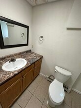 811 W Springfield Ave in Champaign, IL - Building Photo - Building Photo