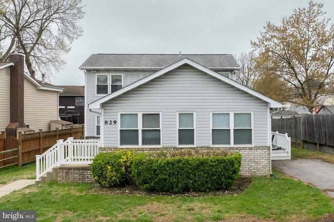 829 Shore Dr in Edgewater, MD - Building Photo - Building Photo