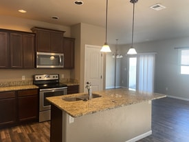 656 Copper Canyon Dr in Grand Junction, CO - Building Photo