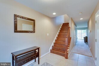 43237 Highgrove Terrace in Broadlands, VA - Building Photo - Building Photo