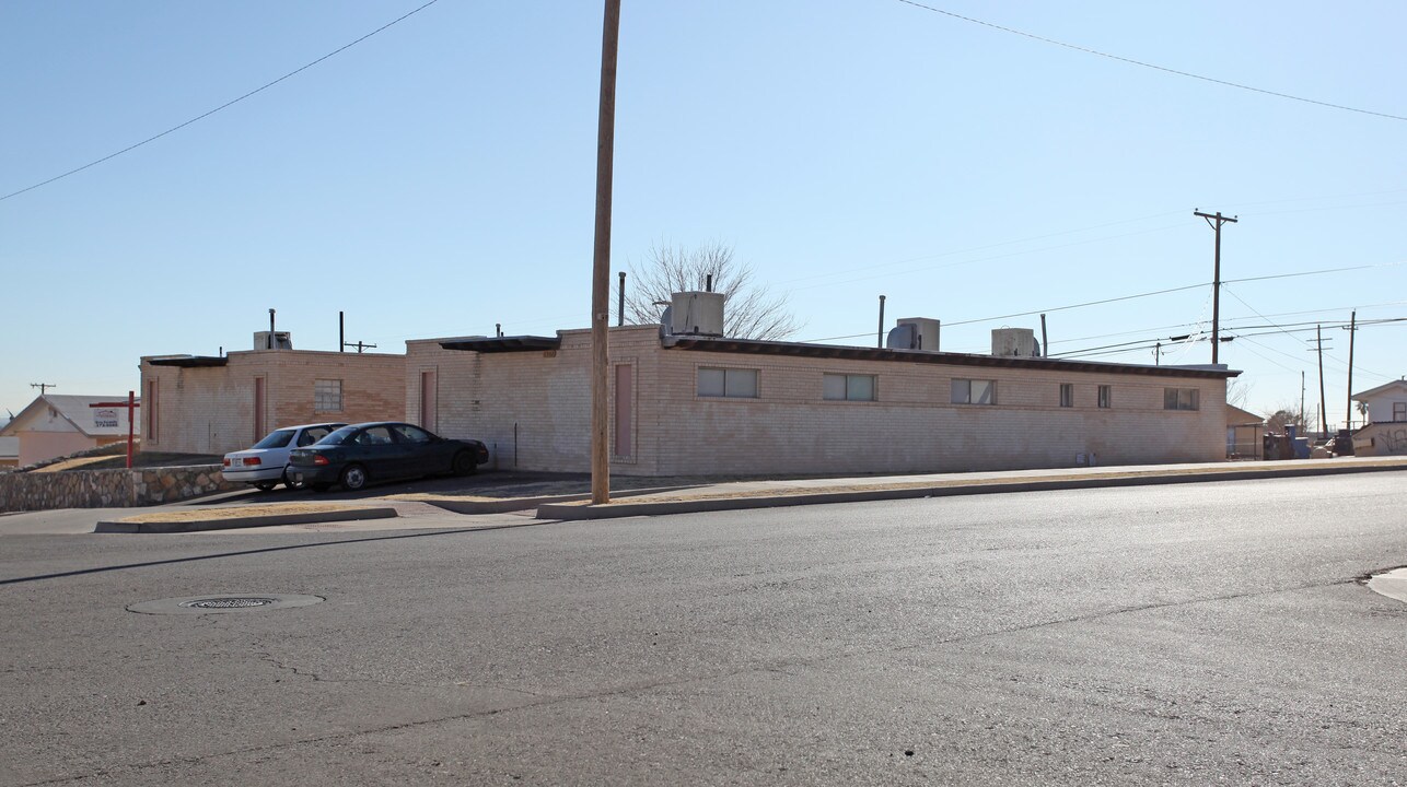 3500 Keltner Ave in El Paso, TX - Foto de edificio