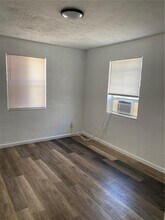 413 Phippen Waiters Rd, Unit 1 in Dania Beach, FL - Foto de edificio - Building Photo