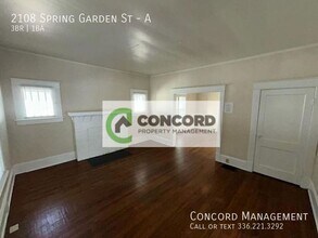 2108 Spring Garden St in Greensboro, NC - Building Photo - Building Photo