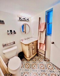 720 N Dixie Hwy photo'