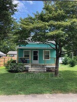 211 Fayetteville St in Asheville, NC - Building Photo