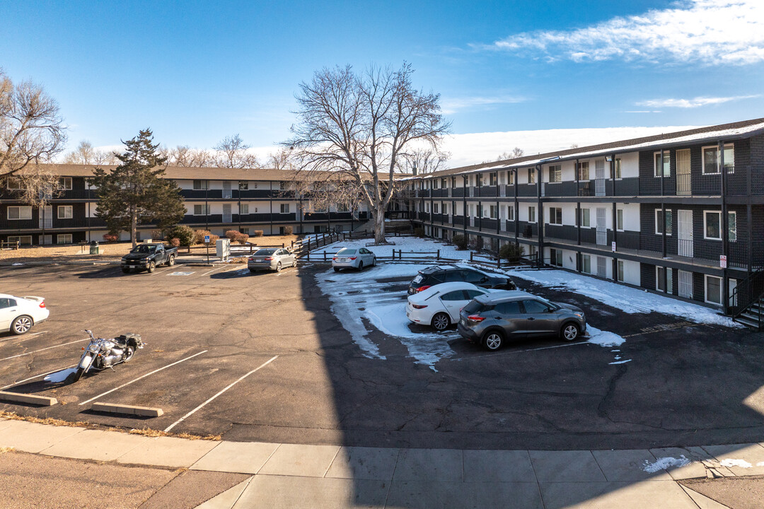 Westwind Apartments in Colorado Springs, CO - Foto de edificio