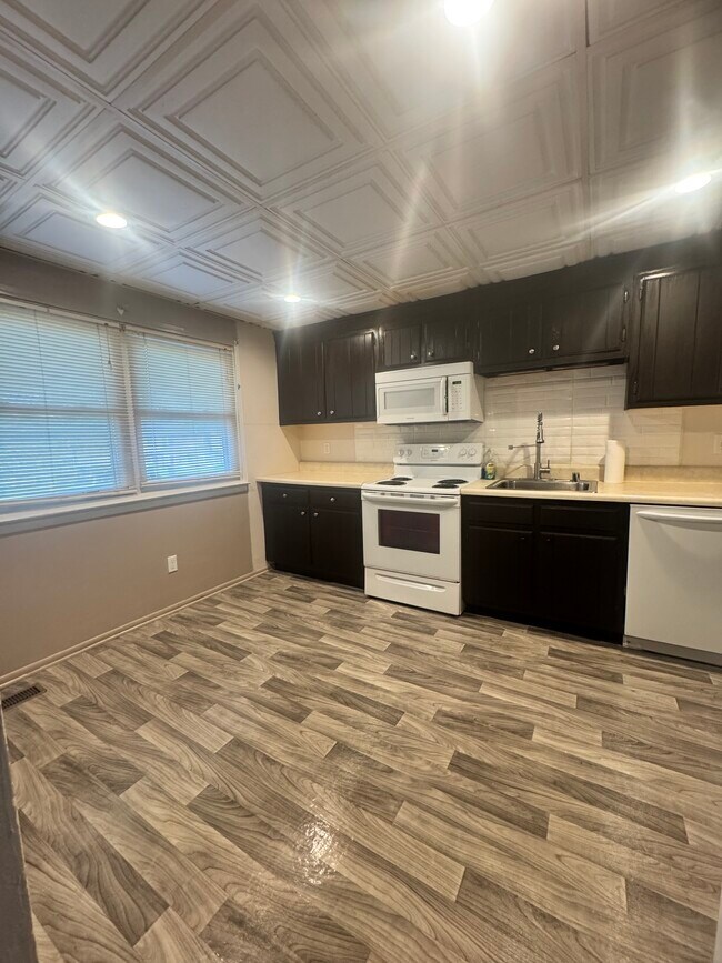 570 Jamestown Ct in Edgewood, MD - Building Photo - Building Photo