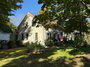 153 High St in Norwell, MA - Building Photo - Building Photo