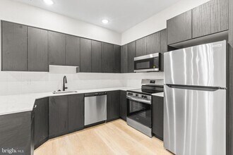 1903 Jackson St in Philadelphia, PA - Building Photo - Building Photo