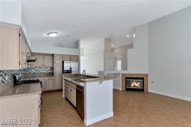property at 3838 Birchview Ct
