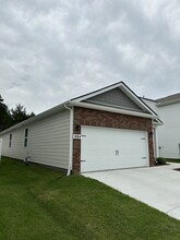 884 Long Leaf Rd in Lebanon, TN - Building Photo - Building Photo