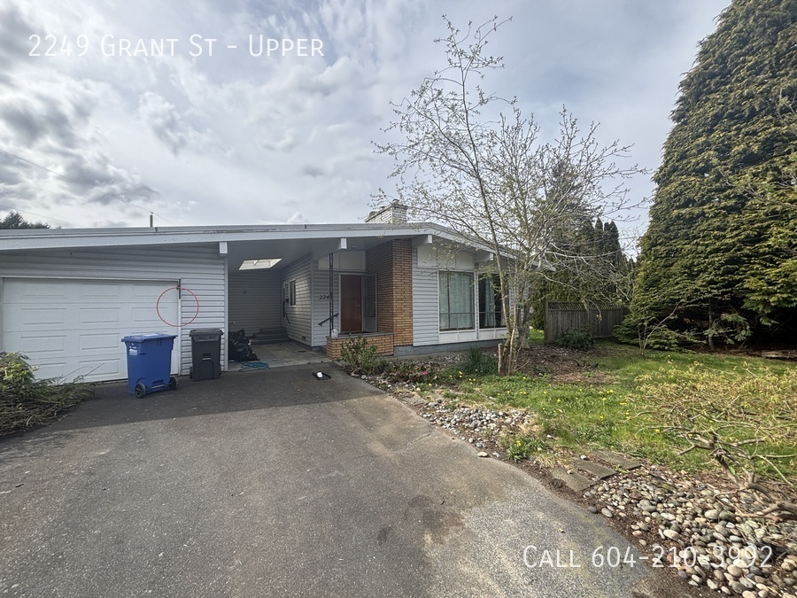 2249 Grant St in Abbotsford, BC - Building Photo