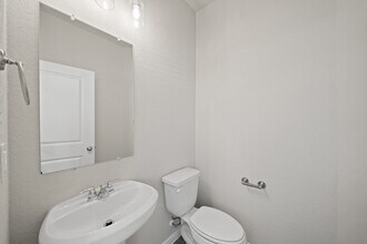 839 Red Oakland Dr in Houston, TX - Building Photo - Building Photo