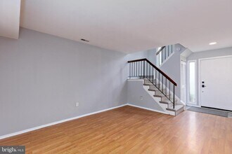 1913 Encino Dr in Crofton, MD - Building Photo - Building Photo