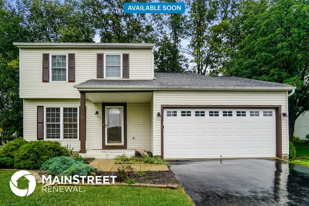 550 Morrison Dr in Ashville, OH - Building Photo
