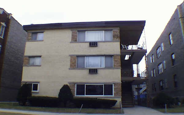 2645 W Carmen Ave in Chicago, IL - Building Photo