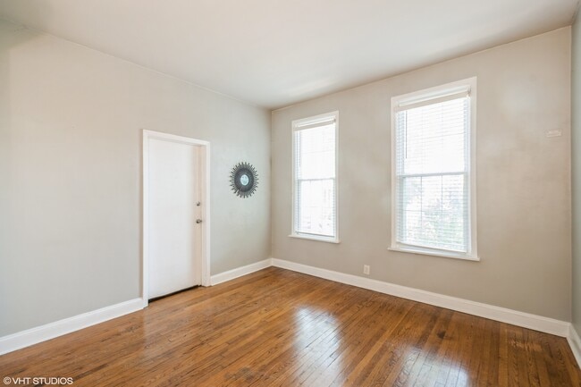 1831 W Melrose St in Chicago, IL - Building Photo - Building Photo