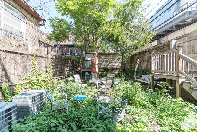 948 W Willow St in Chicago, IL - Building Photo - Building Photo