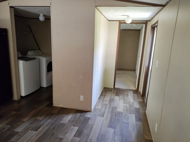 2161 Grand Prix Dr in Fayetteville, NC - Building Photo - Building Photo