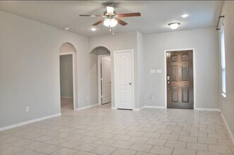 31619 Heguy Pass in Fulshear, TX - Building Photo - Building Photo