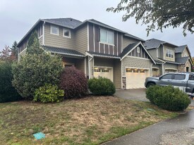 3800 Southlake Dr SE in Lacey, WA - Building Photo