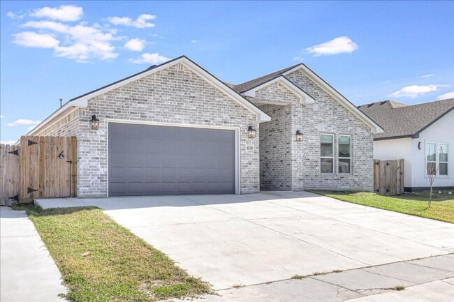 4126 Azali Dr in Corpus Christi, TX - Building Photo - Building Photo