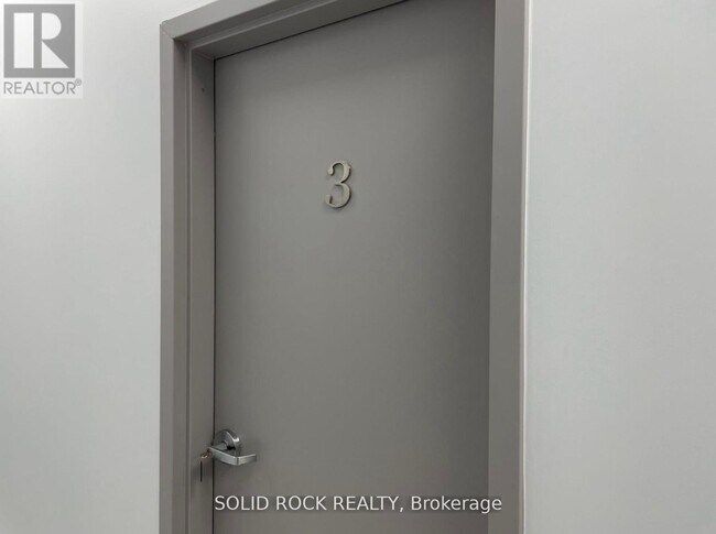 48 King St E in Brockville, ON - Foto de edificio - Building Photo