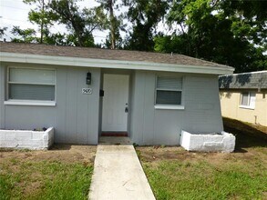 5420 Reef Dr in New Port Richey, FL - Building Photo - Building Photo