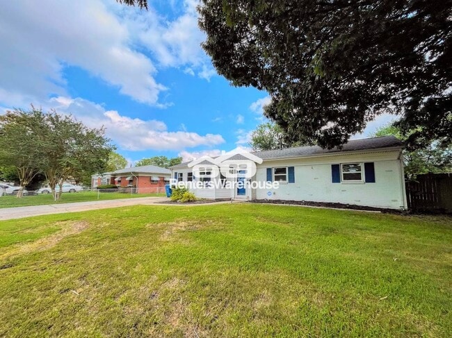 4945 Paine Ln in Virginia Beach, VA - Building Photo - Building Photo