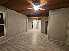 1621 Indiana Ave in Anderson, IN - Foto de edificio - Building Photo