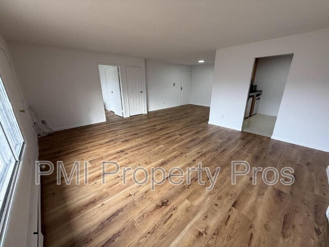 139 Heidel Rd in Thiensville, WI - Building Photo - Building Photo