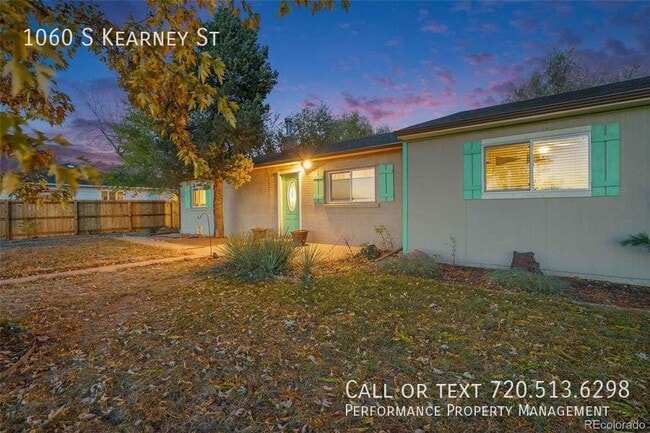 1060 S Kearney St in Denver, CO - Building Photo - Building Photo