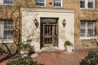Willard Mansions in Washington, DC - Building Photo - Building Photo