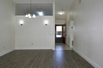 1382 Hendren Dr in Orlando, FL - Building Photo - Building Photo