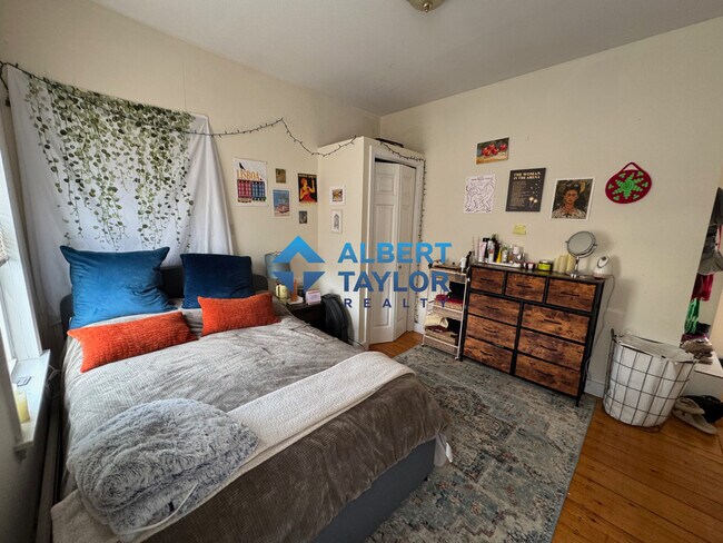 36 Bond St, Unit 3L