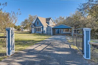 13003 S Madrone Trail in Austin, TX - Building Photo - Building Photo