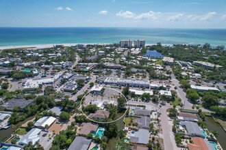 301 Avenida Madera in Siesta Key, FL - Building Photo - Building Photo