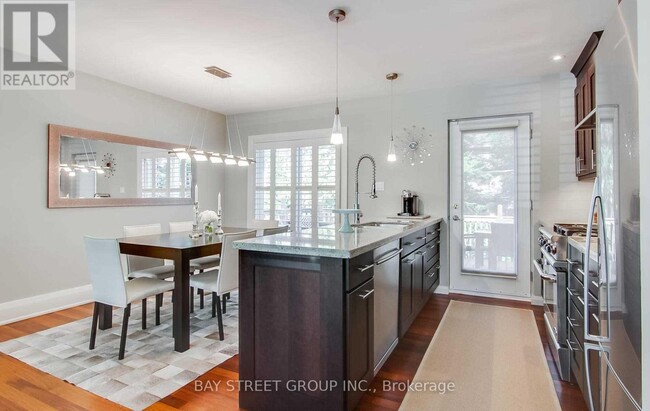 8 Overton Crescent