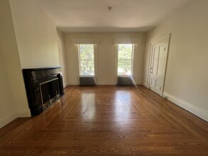 40 Academy St, Unit 1 in New Haven, CT - Building Photo - Building Photo