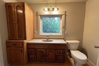 220 NW Jackson Ave in Mcintosh, MN - Building Photo - Building Photo