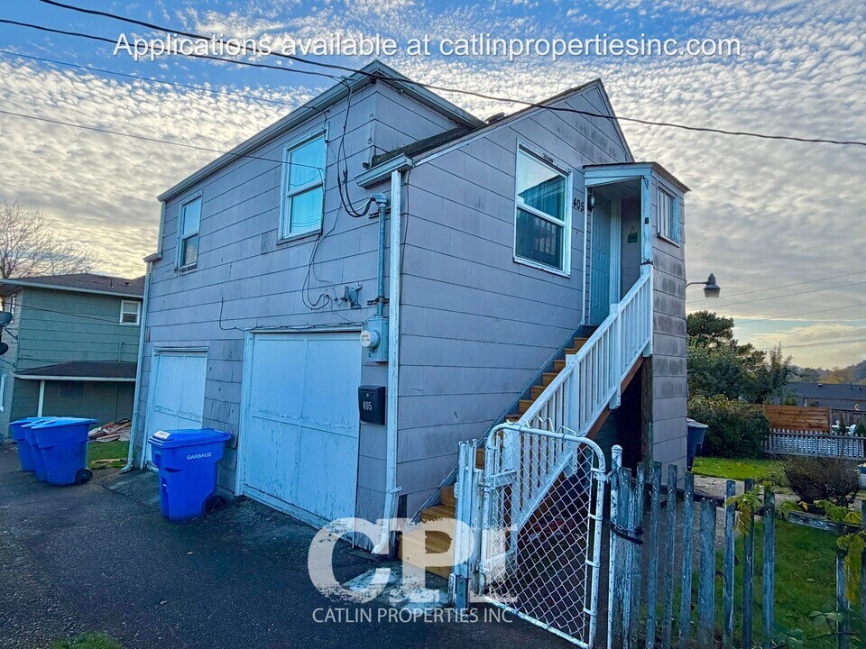 405 6th Ave N in Kelso, WA - Building Photo