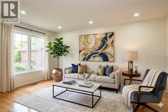 84 Spooner Crescent in Cambridge, ON - Building Photo - Building Photo