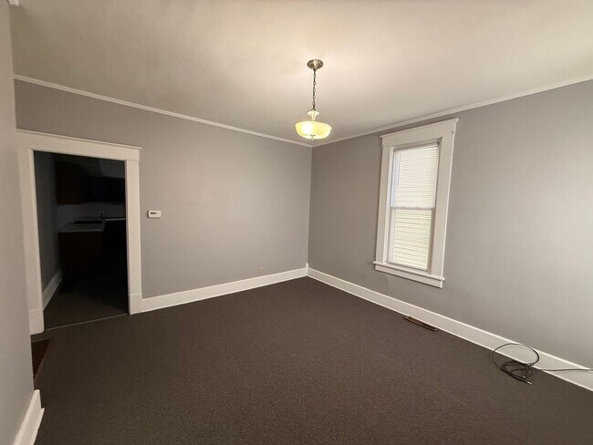 617 E Main St-Unit -Apt A in Lancaster, OH - Building Photo - Building Photo