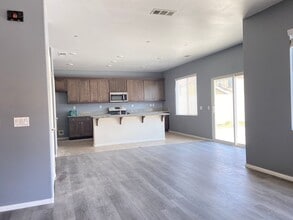11050 Wheatfield Ct in Jurupa Valley, CA - Building Photo - Building Photo