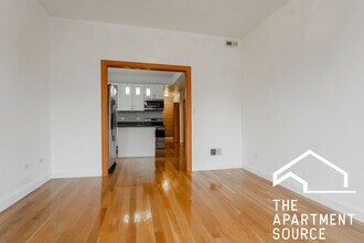 2247 W Iowa St in Chicago, IL - Building Photo - Building Photo