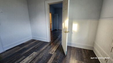 430 S Holladay Dr, Unit 5 in Seaside, OR - Building Photo - Building Photo