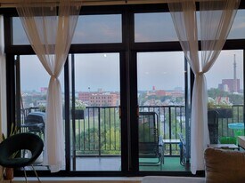 1524 S Sangamon St, Unit 711 in Chicago, IL - Building Photo